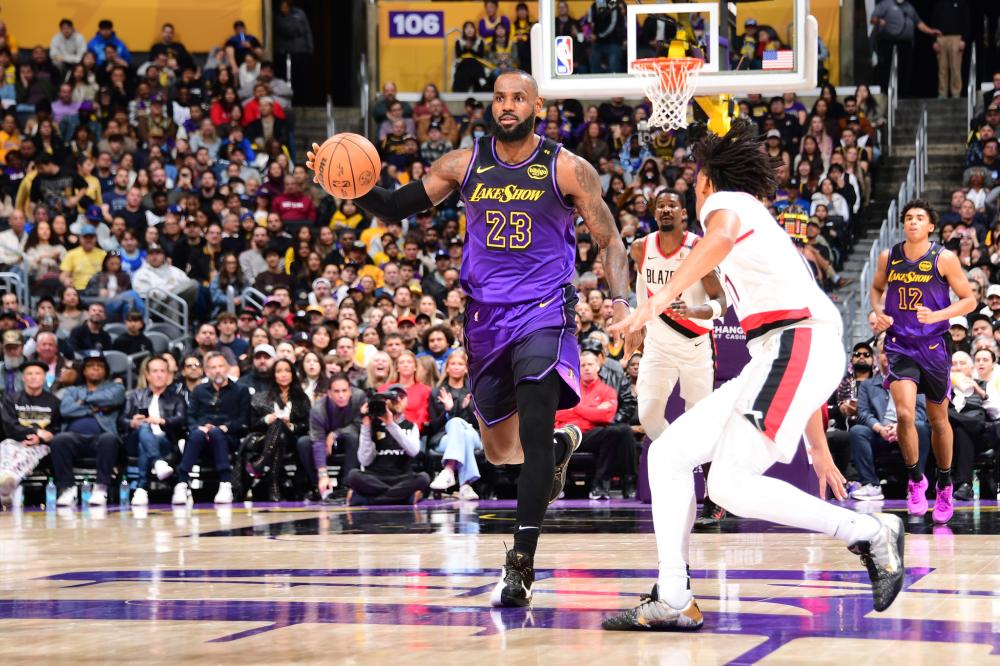 斯为何依然 斯为何依然