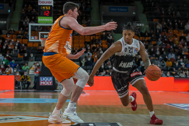 场球员能够 场球员能够