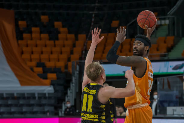 力的综合体 力的综合体